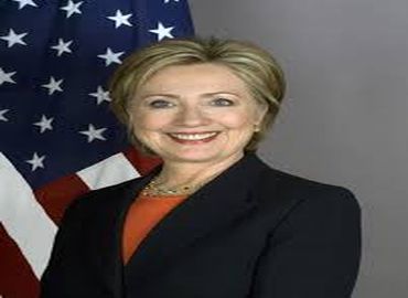 Hillary Clinton s\'est-elle fait faire une face-lift ?